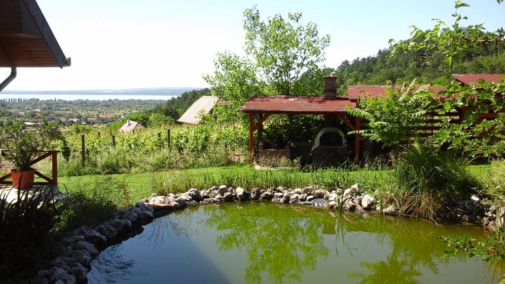 Kincses Vendeghaz Hotel Balatongyörök Exterior foto